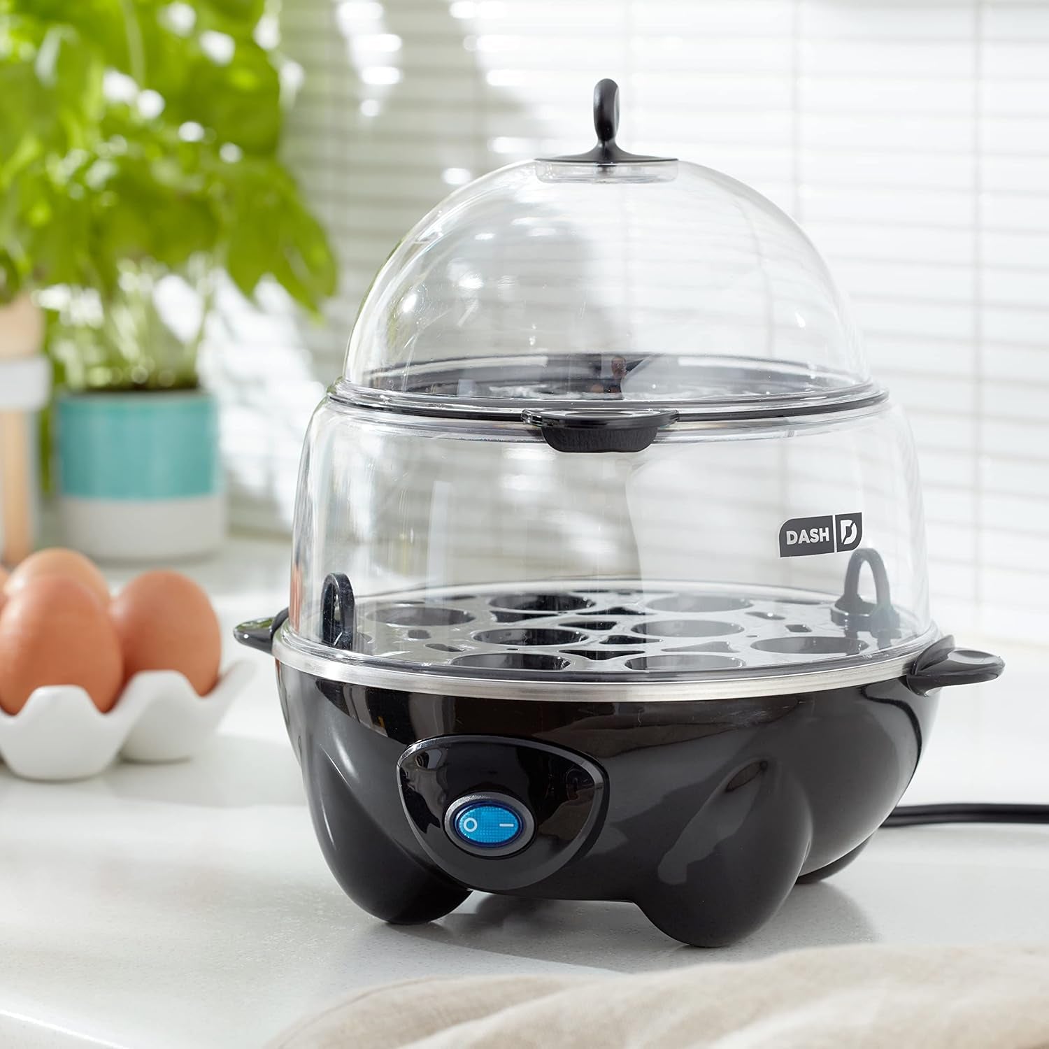 🥚 Cocedor de Huevos Deluxe 12 en 1 – Rápido y Automático